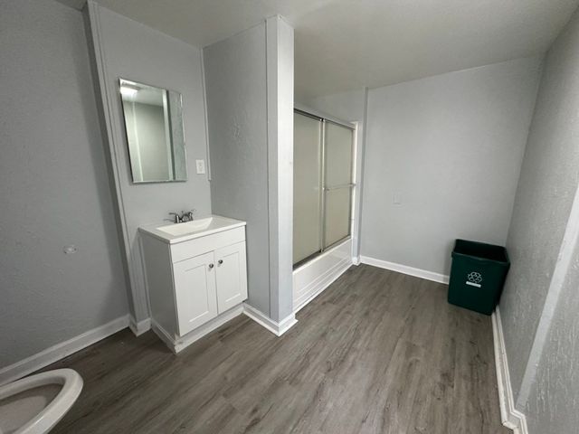 27 North St, Worcester, MA 01605