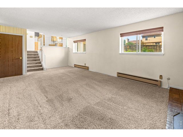1082 Lilac Ct, Broomfield, CO 80020