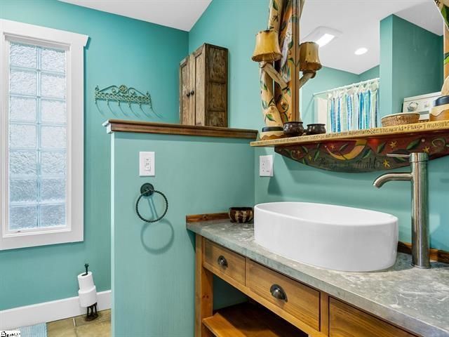 1200 E Lakeshore Drive, Landrum, SC 29356
