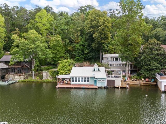 1200 E Lakeshore Drive, Landrum, SC 29356