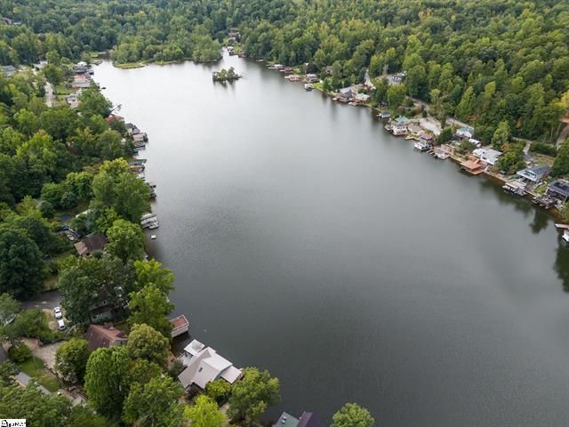 1200 E Lakeshore Drive, Landrum, SC 29356