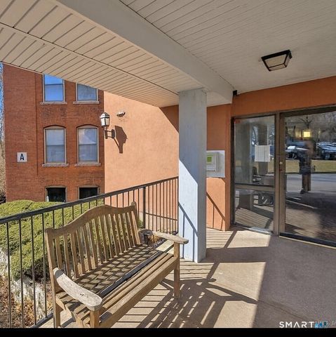 222 Williams Street East 214, Glastonbury, CT 06033