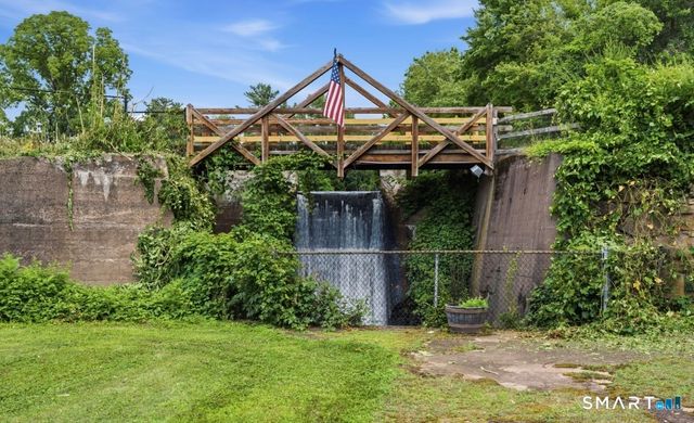 222 Williams Street East 214, Glastonbury, CT 06033
