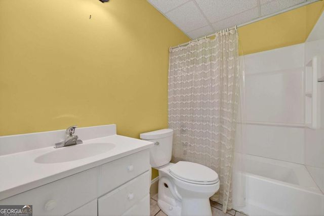 5631 Shamrock Lane, Douglasville, GA 30135