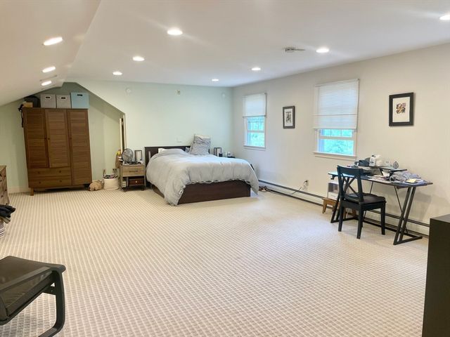 150 Gordon Rd, Newton, MA 02468