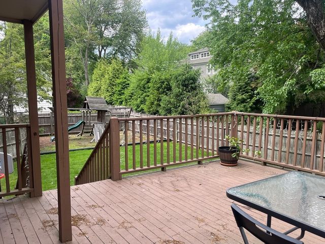 150 Gordon Rd, Newton, MA 02468