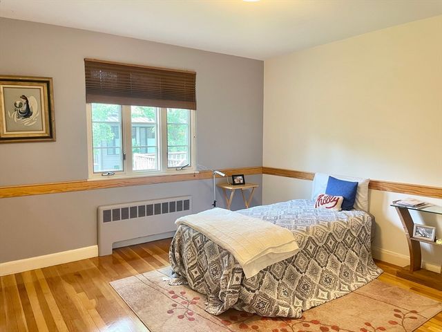150 Gordon Rd, Newton, MA 02468