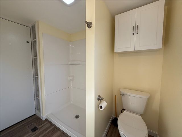 6 Lane One, Coventry, RI 02816