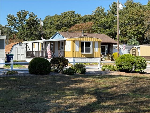 6 Lane One, Coventry, RI 02816