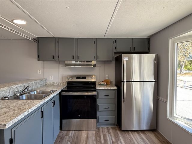 6 Lane One, Coventry, RI 02816