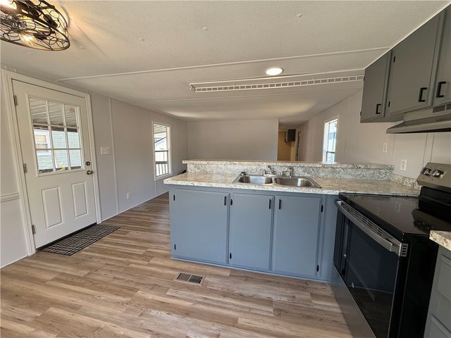 6 Lane One, Coventry, RI 02816