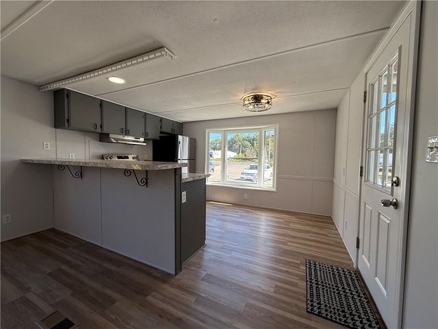 6 Lane One, Coventry, RI 02816