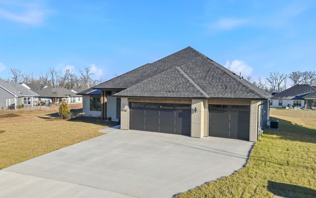 4732 STAYTON FERRY LOOP, Columbia, MO 65201