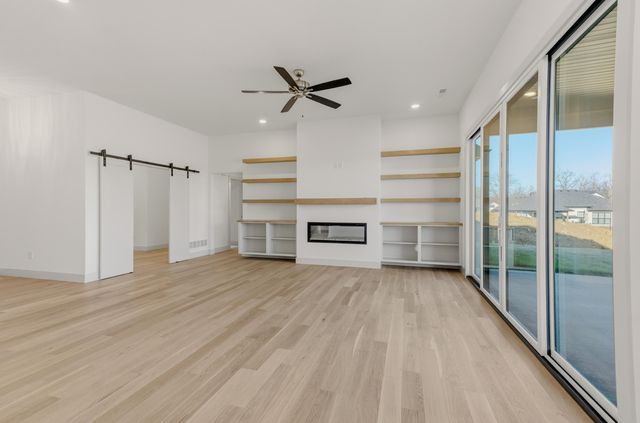 4732 STAYTON FERRY LOOP, Columbia, MO 65201