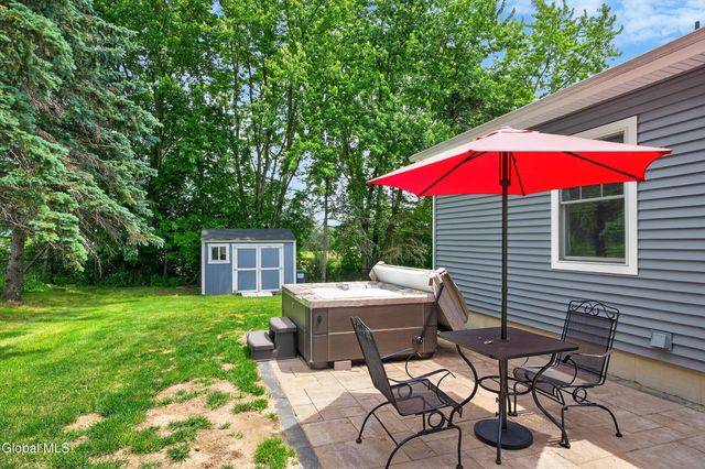 97 Johnson Road, Halfmoon, NY 12118
