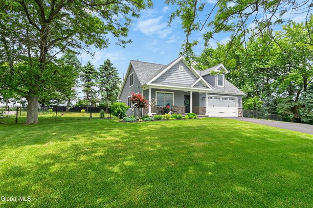 97 Johnson Road, Halfmoon, NY 12118