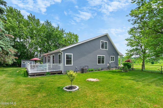 97 Johnson Road, Halfmoon, NY 12118
