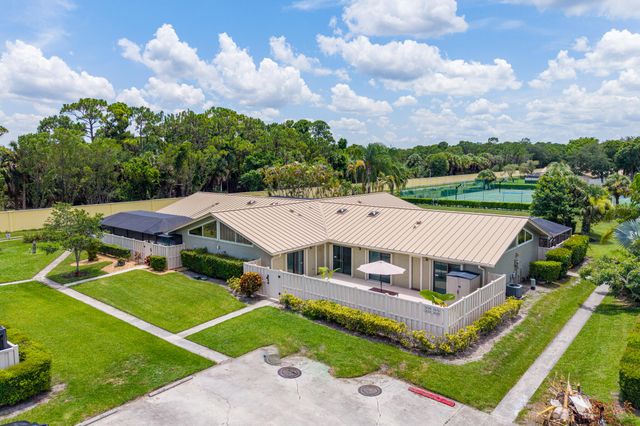 5620 Eagle Lake Drive, Palm Beach Gardens, FL 33418