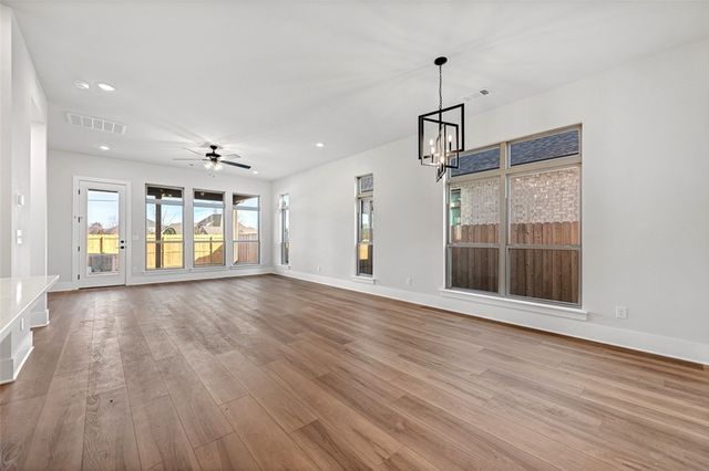 1411 W Brooks Place, Rogers, AR 72758