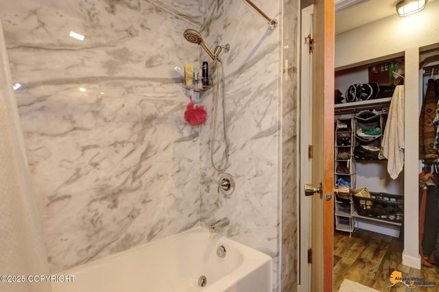 5300 E 4th Avenue, #101, Anchorage, AK 99508
