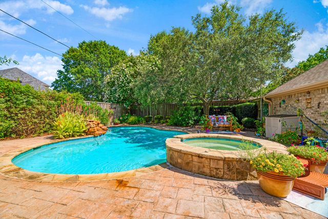 2850 Willow Bend, Paris, TX 75462