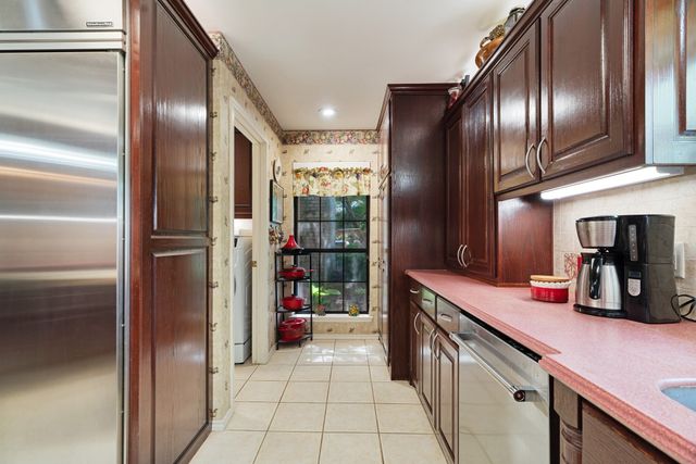 2850 Willow Bend, Paris, TX 75462