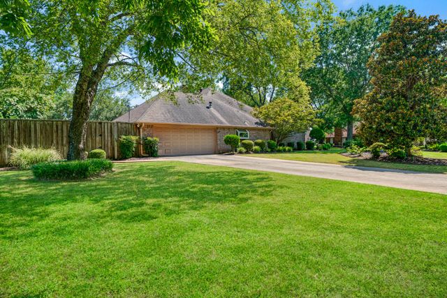 2850 Willow Bend, Paris, TX 75462