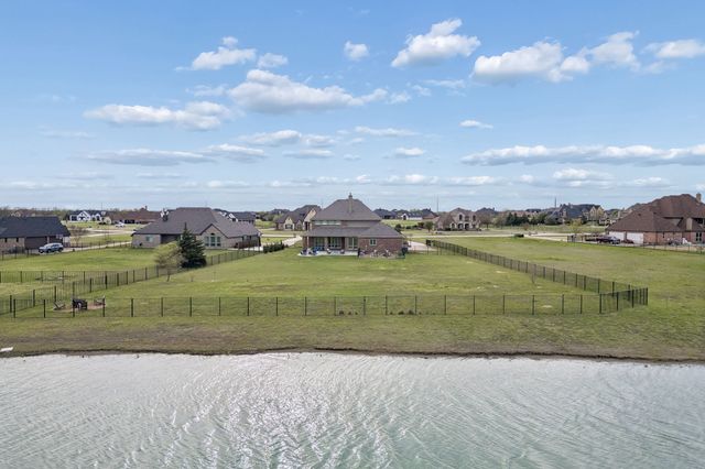 3030 Wincrest Drive, Rockwall, TX 75032
