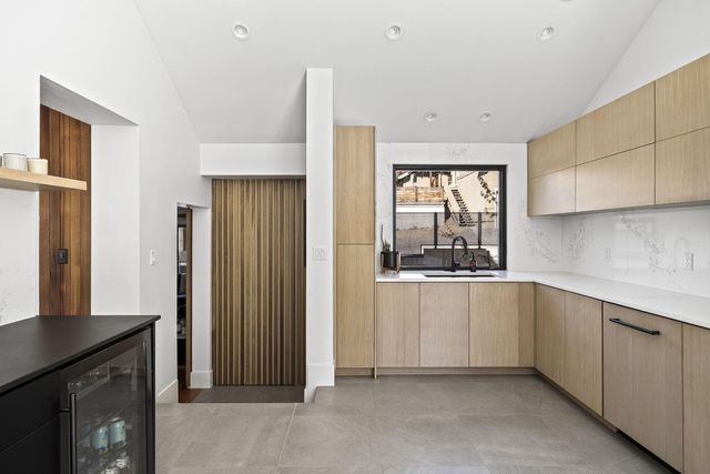 1901 NW 6th Street, Bend, OR 97703