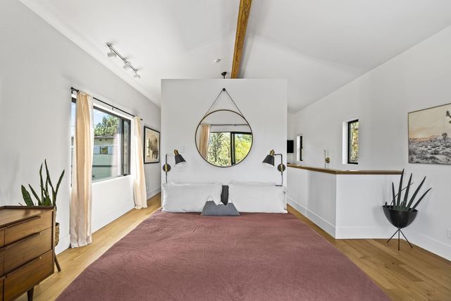 1901 NW 6th Street, Bend, OR 97703