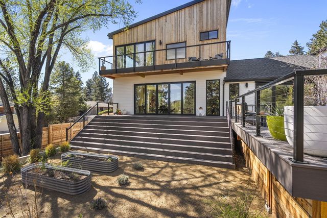 1901 NW 6th Street, Bend, OR 97703