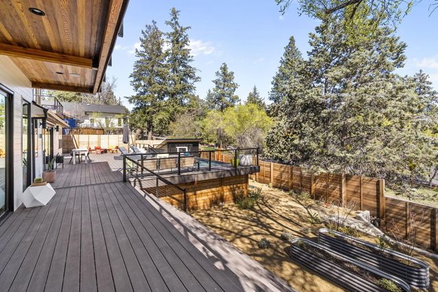 1901 NW 6th Street, Bend, OR 97703