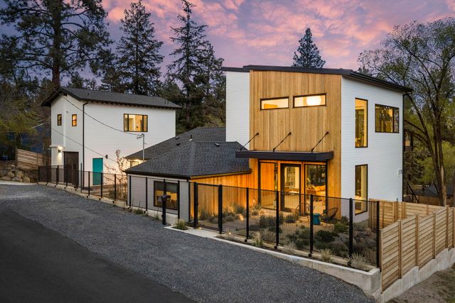 1901 NW 6th Street, Bend, OR 97703