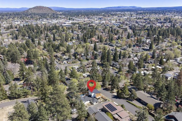 1901 NW 6th Street, Bend, OR 97703