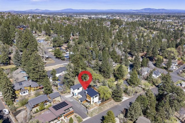 1901 NW 6th Street, Bend, OR 97703