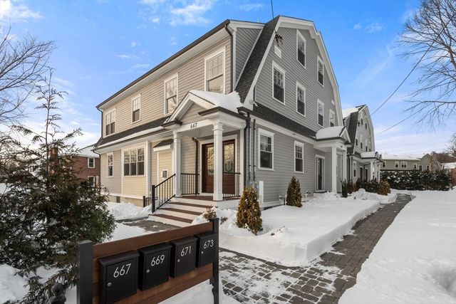 667 Boylston St 667, Newton, MA 02459