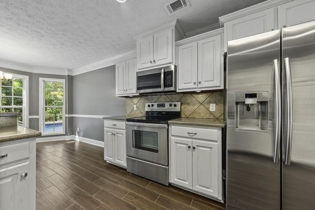 667 Lake Harding Drive, Hamilton, GA 31811