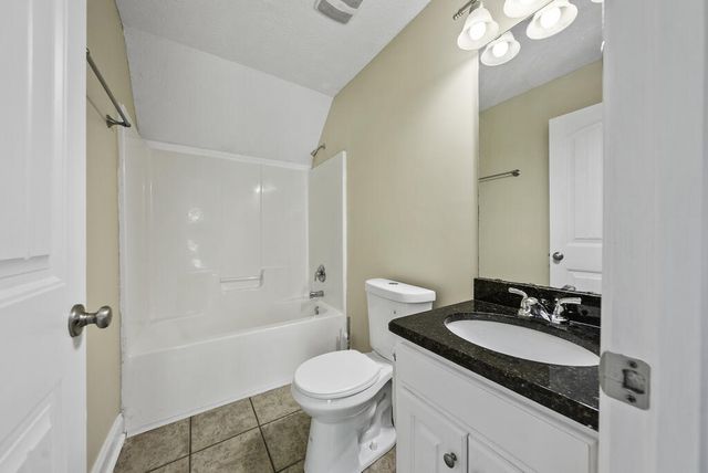 667 Lake Harding Drive, Hamilton, GA 31811