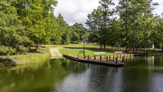 667 Lake Harding Drive, Hamilton, GA 31811