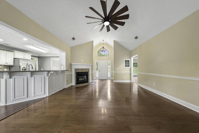 667 Lake Harding Drive, Hamilton, GA 31811