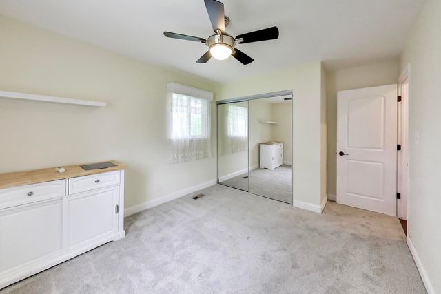 605 N Rohlwing Road, Palatine, IL 60074