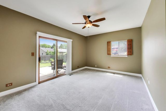 605 N Rohlwing Road, Palatine, IL 60074