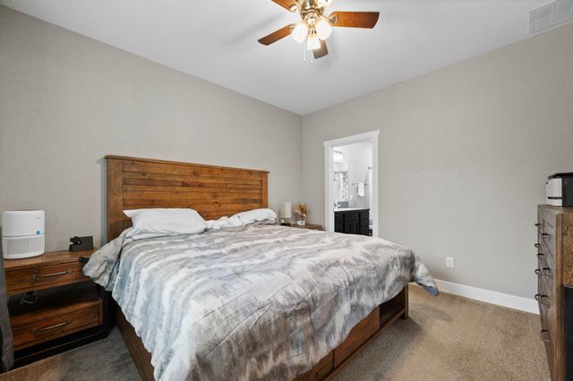 512 W 8th Ave, El Dorado, KS 67042