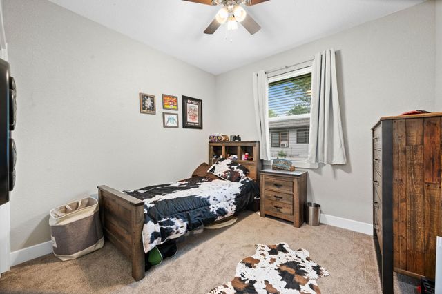 512 W 8th Ave, El Dorado, KS 67042