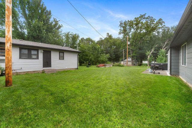 512 W 8th Ave, El Dorado, KS 67042