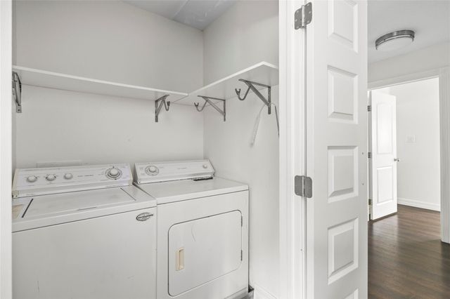 560 Landfall Lane, Conroe, TX 77302