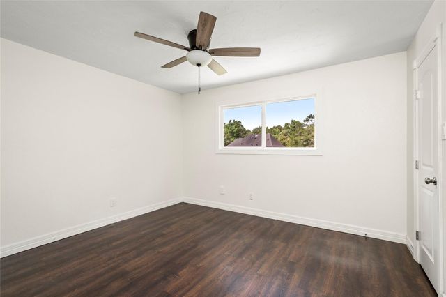 560 Landfall Lane, Conroe, TX 77302