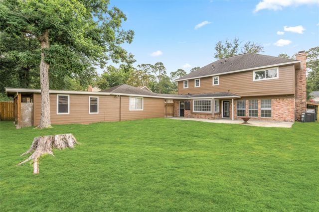 560 Landfall Lane, Conroe, TX 77302