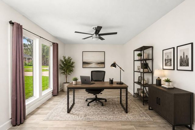 560 Landfall Lane, Conroe, TX 77302