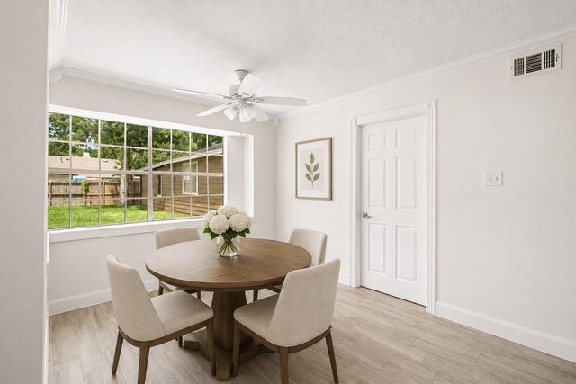 560 Landfall Lane, Conroe, TX 77302